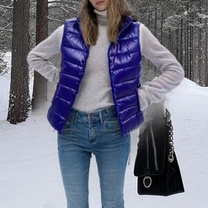 BCBG puffer vest like new